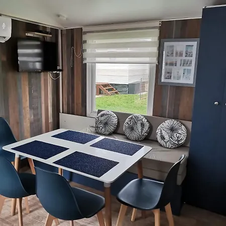 Lopaline, Mobil-home Vue -